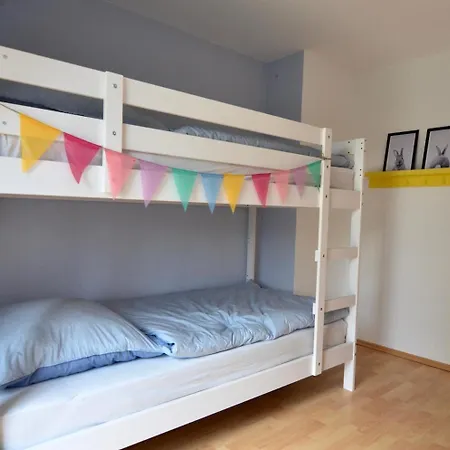 Modernes Fuer Familien Und Surfer Apartament